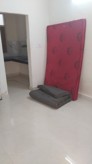 Living Room in 1 RK Builder Floor at Mayur Vihar – for Rent