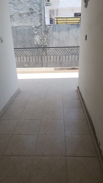Balcony in 1 RK Builder Floor at Mayur Vihar – for Rent