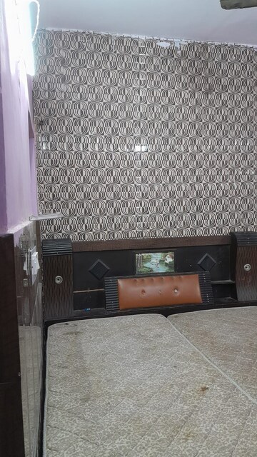 Kitchen in 1 BHK Builder Floor at Rohini Sector 6 – for Rent