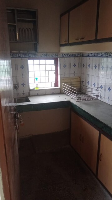 Kitchen in 1 RK Apartment at Mayur Vihar – for Rent