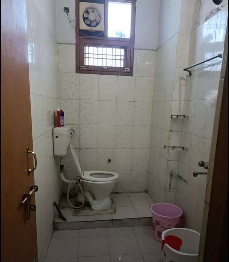 Bathroom, hazratganj 2 Bedroom 1250 Sq.Ft. Apartment In Hazratganj Lucknow 8368869