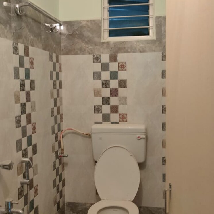 Bathroom, sri-sai-residency-madhapur 2 Bedroom 1050 Sq.Ft. Apartment In Madhapur Hyderabad 8368882