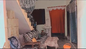 Living Room in 2 BHK Villa at Aliganj – for Rent