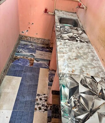 Staircase in 2 BHK Independent House at Aliganj – for Rent