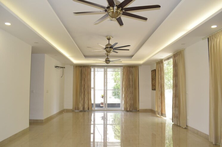 Room, sahara-grace 4 Bedroom 3775 Sq.Ft. Apartment In Sector 54 Gurgaon 8369103