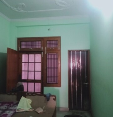 Living Room in 2 BHK Independent House at Aliganj – for Rent