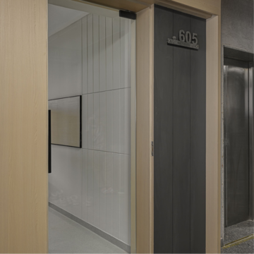 Room in  Office Space at Thaltej – for Rent