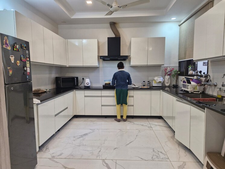 Master Bedroom, emaar-the-palm-drive-palm-studios 3 Bedroom 1997 Sq.Ft. Apartment In Sector 66 Gurgaon 8369144