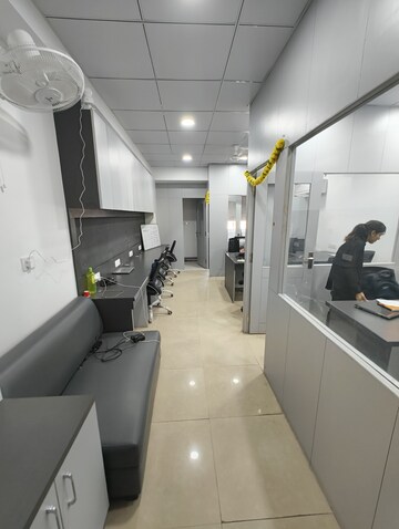  Office Space For Rent in Mansarovar