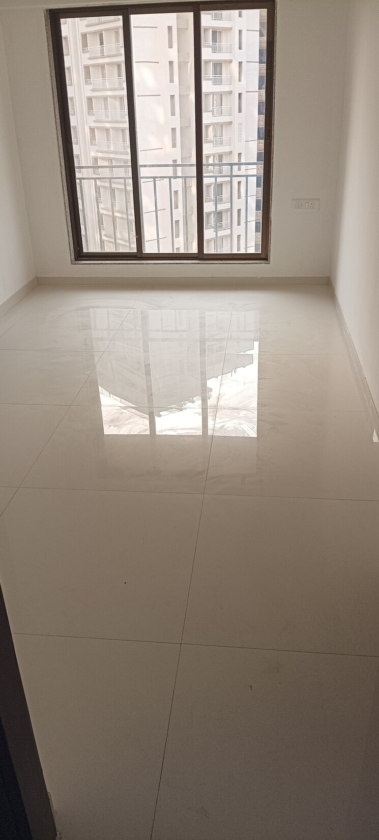 Room, tiara-hills 1 Bedroom 391 Sq.Ft. Apartment In Mira Road Thane 8369217