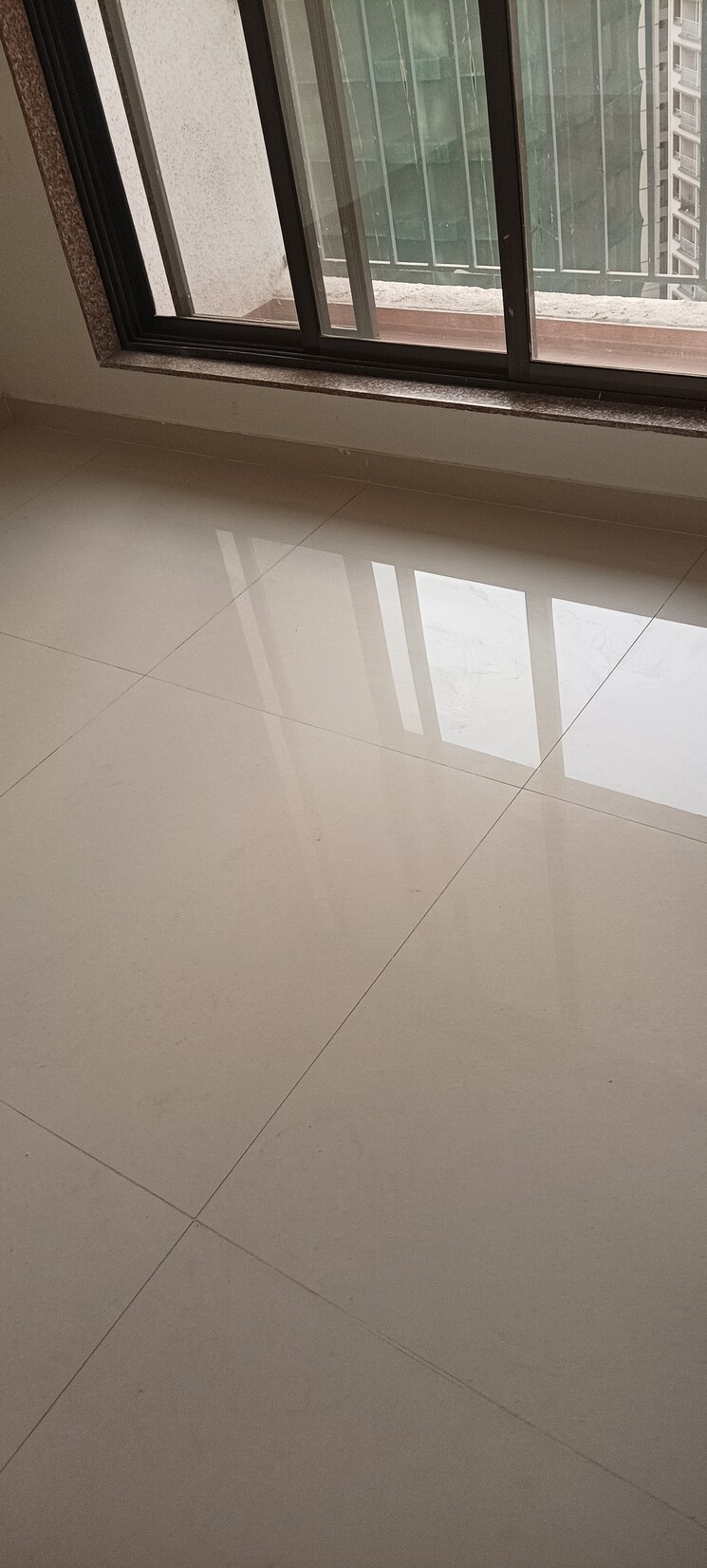 Room, tiara-hills 1 Bedroom 391 Sq.Ft. Apartment In Mira Road Thane 8369217