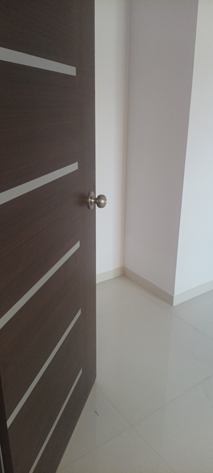 Room, tiara-hills 1 Bedroom 391 Sq.Ft. Apartment In Mira Road Thane 8369262