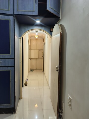 Furnished Amenities in 2 BHK Apartment at Seema Apartments Andheri, Andheri West – for Rent