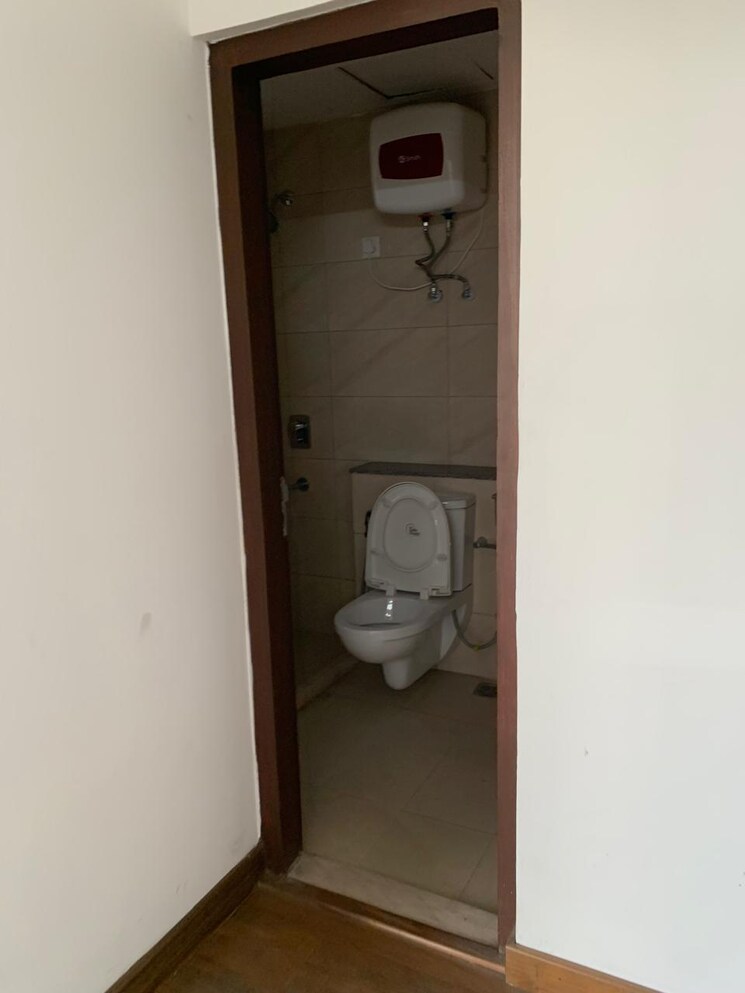 Bathroom, puri-aanandvilas 3 Bedroom 1895 Sq.Ft. Apartment In Sector 81 Faridabad 8369401