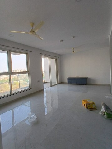Room in 3 BHK Apartment at Goel Ganga Serio, Kharadi – for Rent