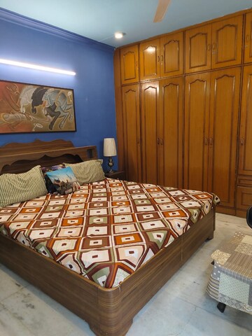 Bedroom in 1 BHK Builder Floor at Safdarjang Enclave – for Rent