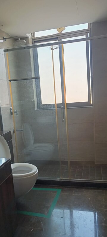Bathroom in 3 BHK Apartment at M3M Golf Estate, Sector 65 – for Rent