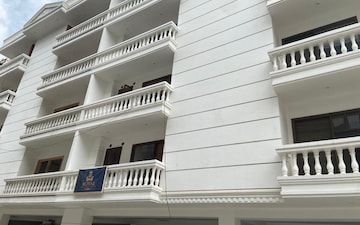 2 BHK Builder Floor For Rent in RPS Palm Drive, Sector 88