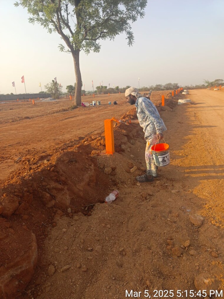 Nearby, sr-rock-town  200 Sq.Yd. Plot In Mazidpur Hyderabad 8369507