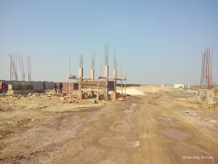 undefined, chhatikara  100 Sq.Yd. Plot In Chhatikara Vrindavan 8369541