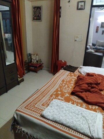 Bedroom in 2 BHK Builder Floor at Shakti Khand – for Rent