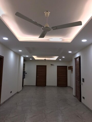 3 BHK Builder Floor For Rent in Sector 51