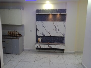 Furnished Amenities in 2 BHK Builder Floor at Dwarka Mor – for Sale