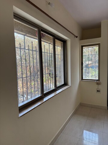 Bedroom in 3 BHK Apartment at Happy Valley, Manpada – for Rent