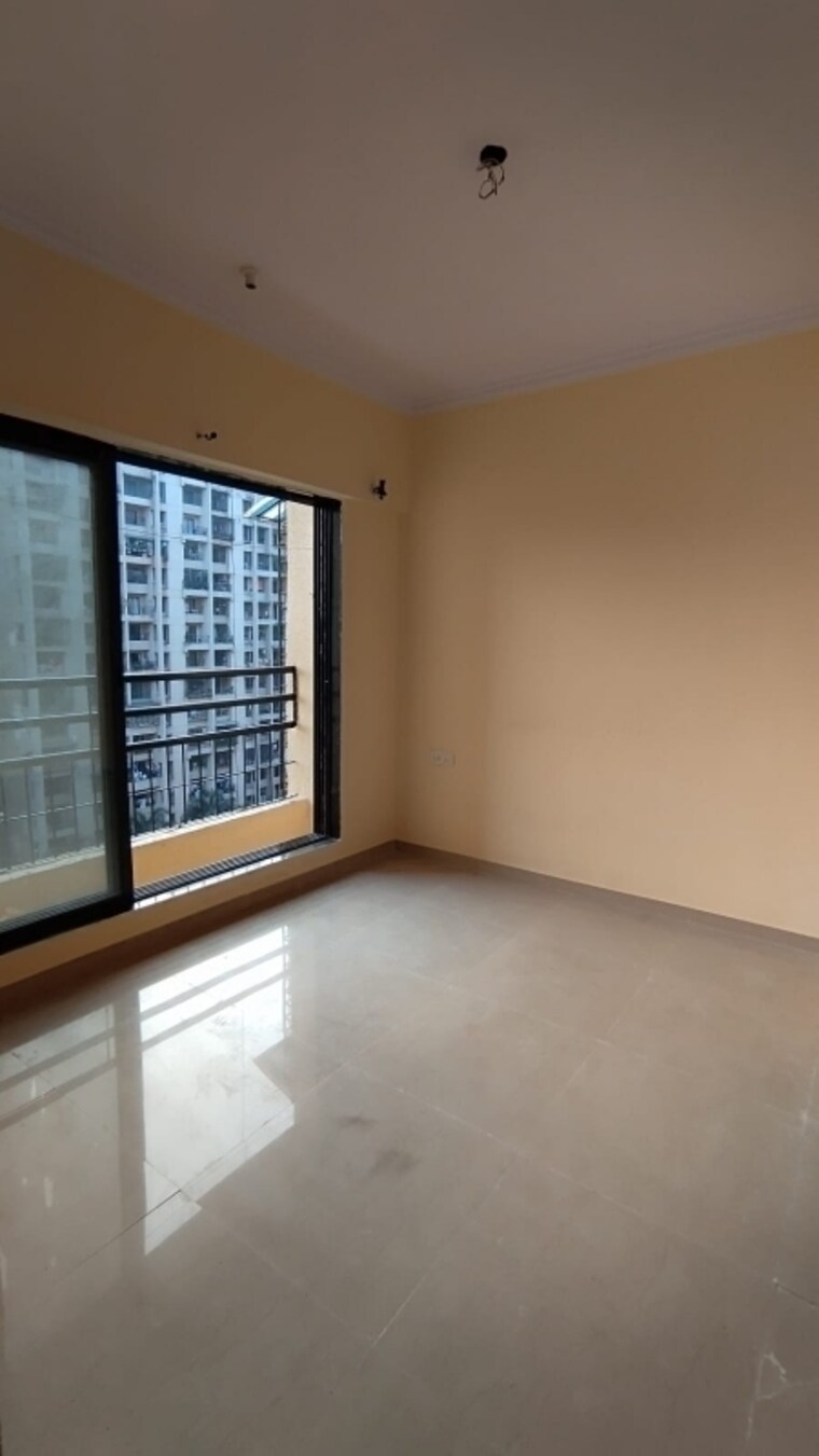 Room, raunak-city-phase-3 1 Bedroom 577 Sq.Ft. Apartment In Kalyan West Thane 8369634