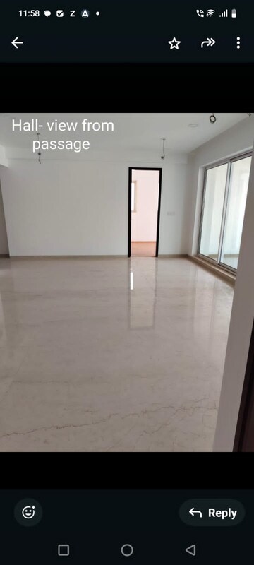 Room in 3.5 BHK Apartment at Thane West – for Rent