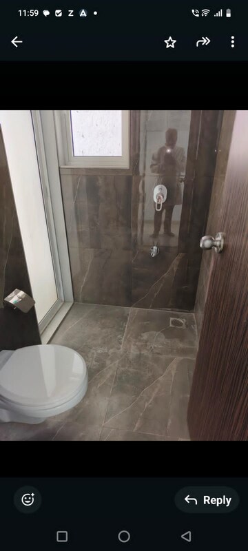 Bathroom in 3.5 BHK Apartment at Thane West – for Rent