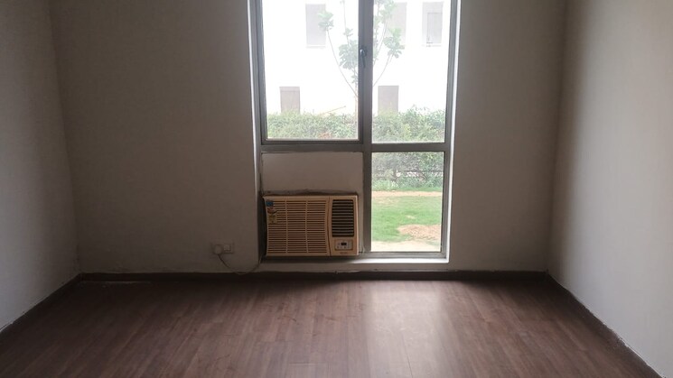 Room, smart-world-gems 2.5 Bedroom 1103 Sq.Ft. Builder Floor In Sector 89 Gurgaon 8369703