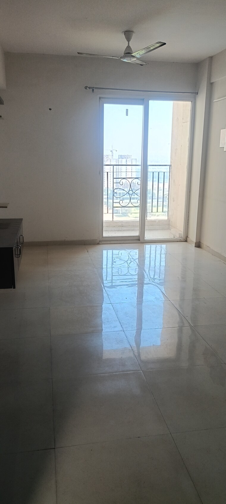 Room, signature-global-the-millennia 2 Bedroom 1050 Sq.Ft. Apartment In Sector 37d Gurgaon 8369690