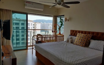 4 BHK Apartment For Rent in K Raheja Vistas, Andheri East