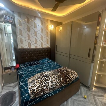 Bedroom in 4 BHK Apartment at Gaur Atulyam, Omicron I Greater Noida – for Rent