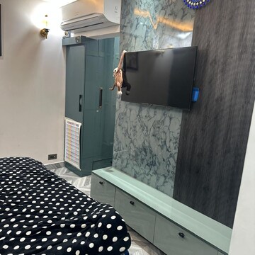 Bedroom in 4 BHK Apartment at Gaur Atulyam, Omicron I Greater Noida – for Rent