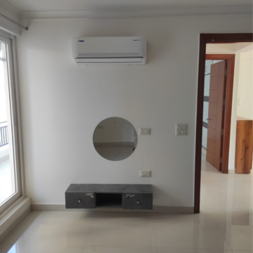 Bathroom in 3 BHK Builder Floor at Sector 51 – for Rent