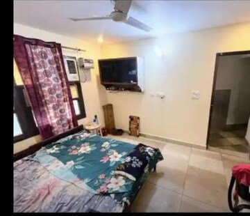 Bedroom in 1 BHK Builder Floor at Sector 22 – for Rent