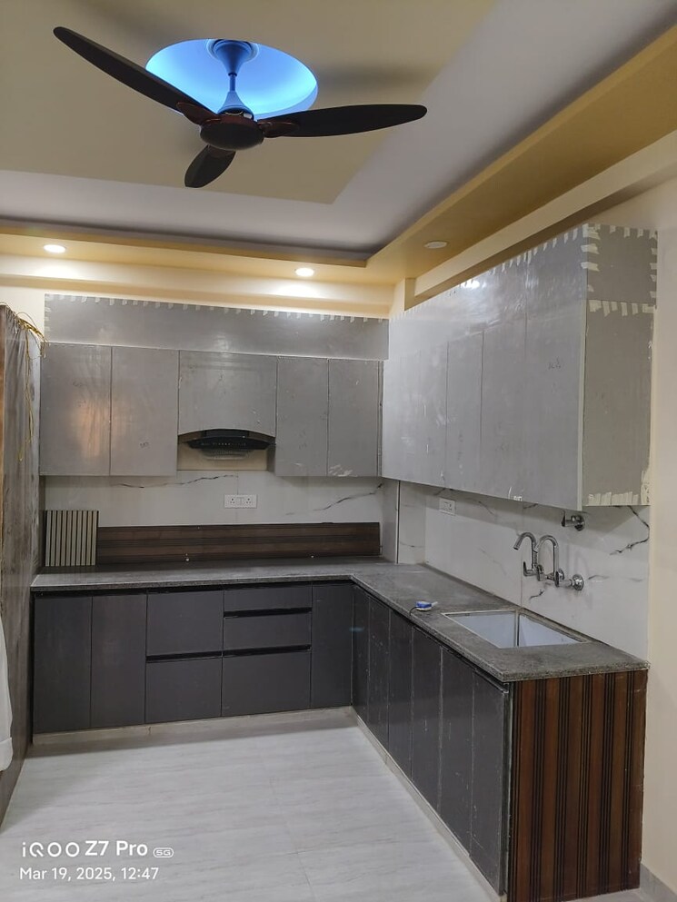 Kitchen, mahendra-enclave 3 Bedroom 1250 Sq.Ft. Builder Floor In Shastri Nagar Ghaziabad 8369829