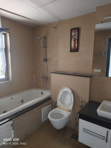 Bathroom in 4 BHK Apartment at DLF The Belaire, Sector 54 – for Rent