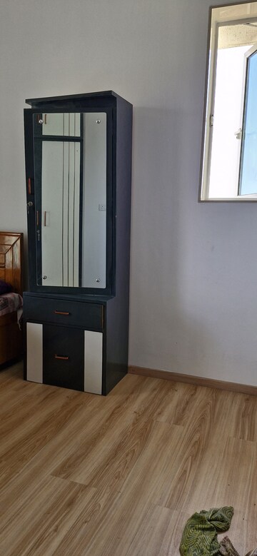 Room in 2 BHK Apartment at Aurum Q Islands, Ghansoli – for Rent