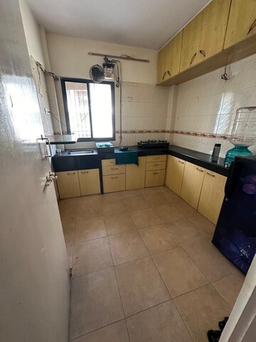 Kitchen in 1 BHK Apartment at Gokul Horizon, Kandivali East – for Rent