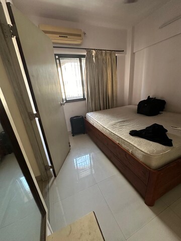 Kitchen in 1 BHK Apartment at Gokul Horizon, Kandivali East – for Rent