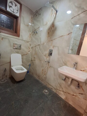 Bathroom in 1 BHK Builder Floor at Saket – for Rent