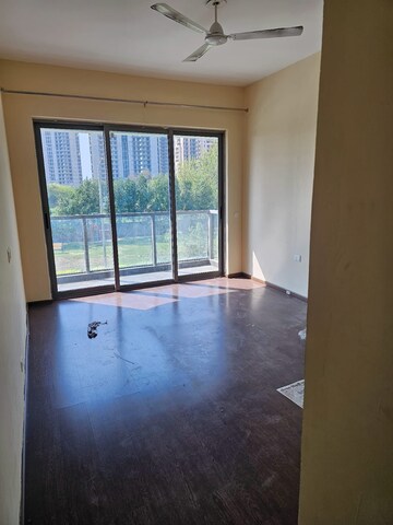 Room in 3 BHK Apartment at Raheja Atharva, Sector 109 – for Rent