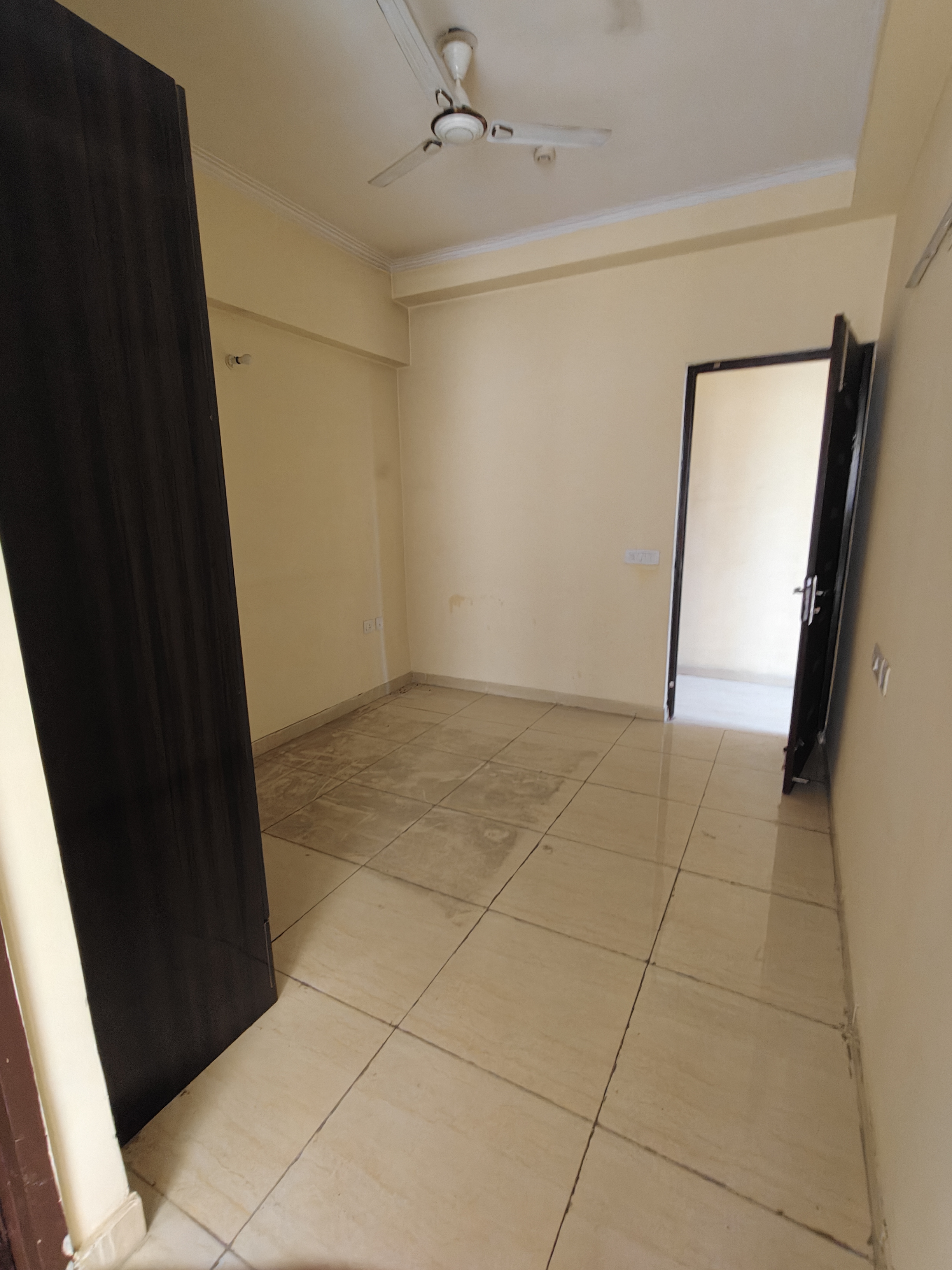 3 BHK Apartment For Sale in Gaur Saundaryam