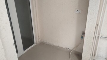 Bathroom in 3 BHK Apartment at Signature Global Park, Sohna Sector 36 – for Rent