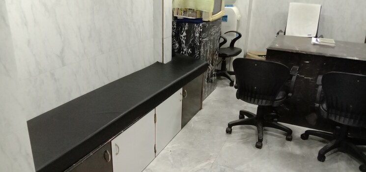 Team Area, om-heera-panna-mall Commercial Office Space 250 Sq.Ft. In Andheri West Mumbai 8369949