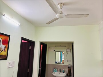 Furnished Amenities in 2 BHK Builder Floor at Venkatesh Graffiti Elite, Mundhwa – for Sale
