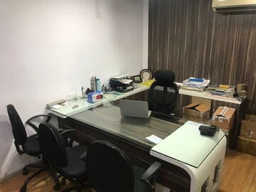 Team Area in  Shop at Goregaon East – for Rent